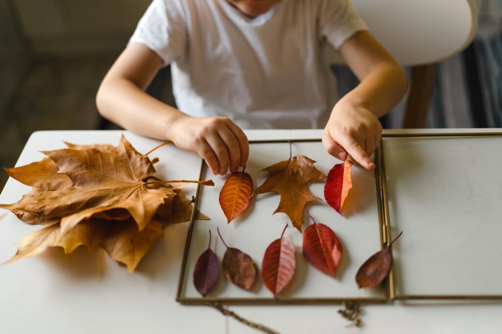 Création originale avec des feuilles d'automne.