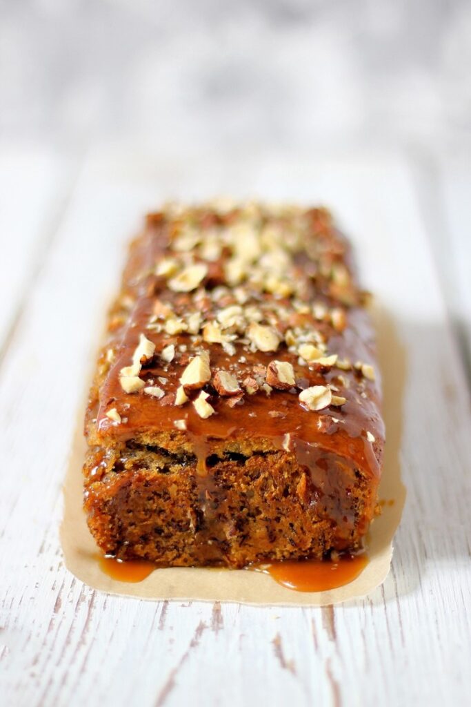 Un cake noisettes et miel.